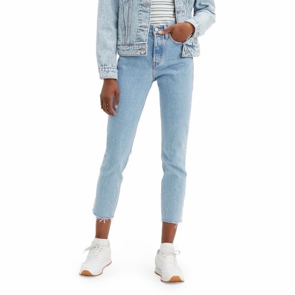 Levi’s 501 Premium‎ Skinny Crop Jeans